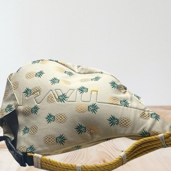 KAVU Mini Rope Bag Cozy Den Print Canvas Crossbody Sling Backpack NWT - Picture 3 of 9